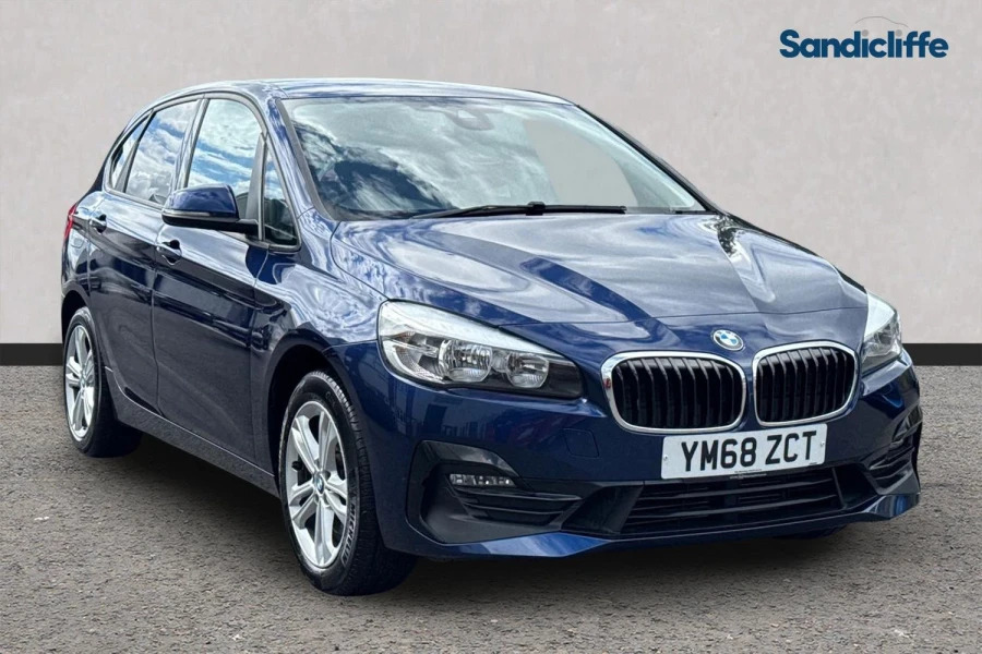 BMW 2 Series 2 Series 220D Xdrive Sport Step Hatchback Blue
