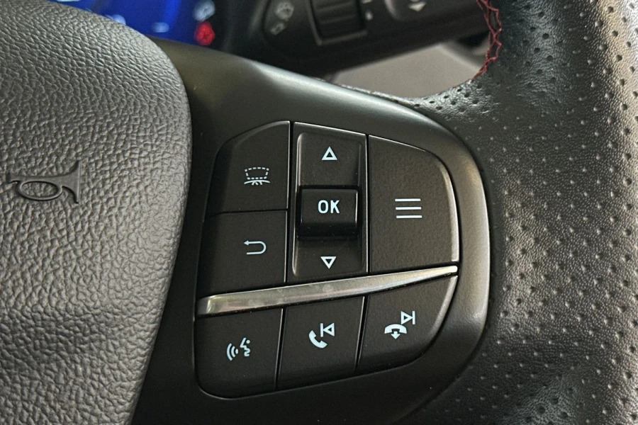 Ford Kuga 2.0 Tdci Ecoblue Vignale Mhev 150 Black #25