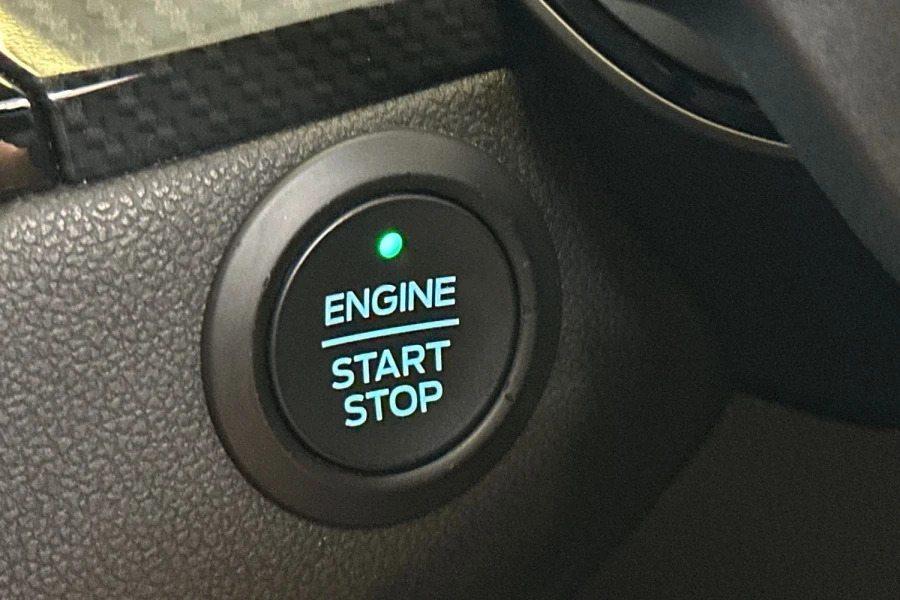 Ford Kuga 2.0 Tdci Ecoblue Vignale Mhev 150 Black #29