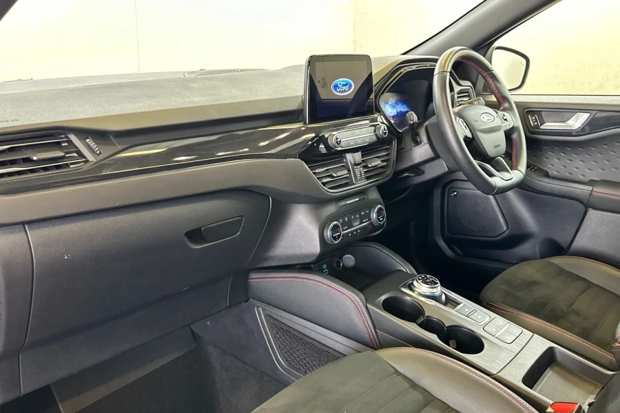 Ford Kuga 2.0 Tdci Ecoblue Vignale Mhev 150 Black #12