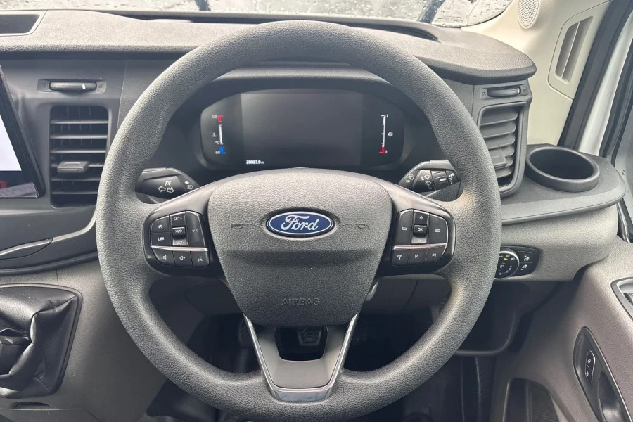 Ford Transit Custom Mpv White #17