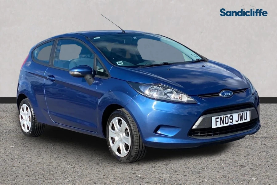 Ford Fiesta 1.4 Titanium Silver #1