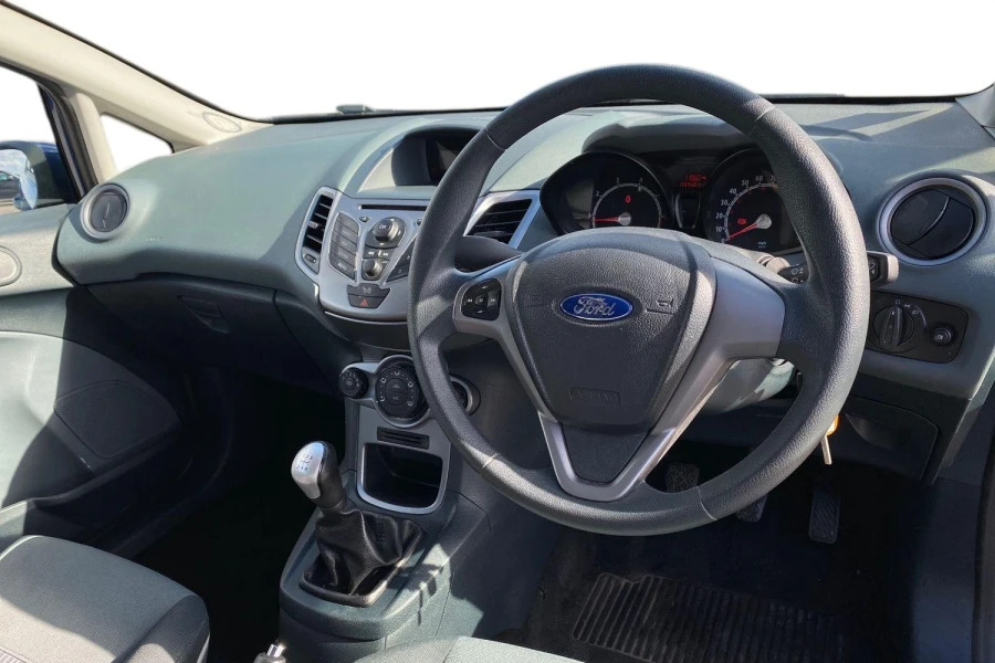 Ford Fiesta 1.4 Titanium Silver #10