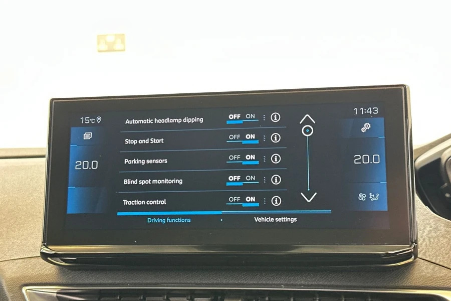 Peugeot 5008 Suv White #31