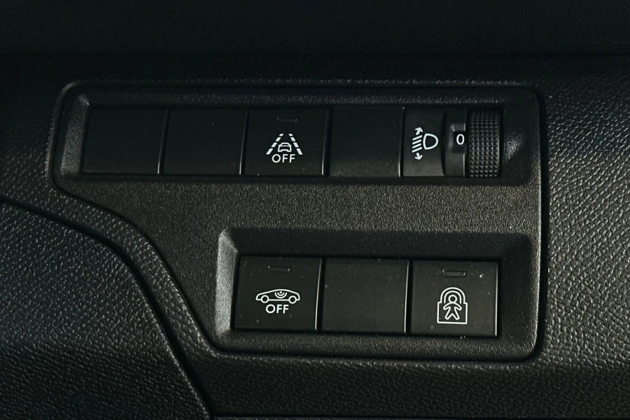 Peugeot 5008 Suv White #21