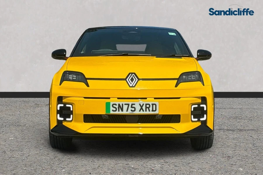 Renault 5 E-Tech 5 90Kw Iconic Five Urban Range 40Kwh Hatc Black #2