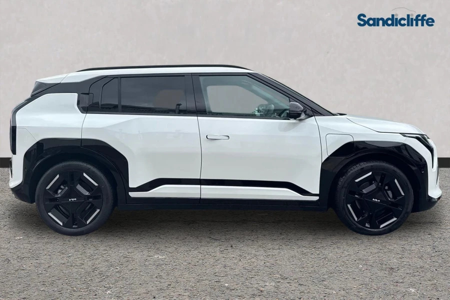 Kia EV3 Ev3 148Kw Gt-line S 81.4Kwh Estate White #3