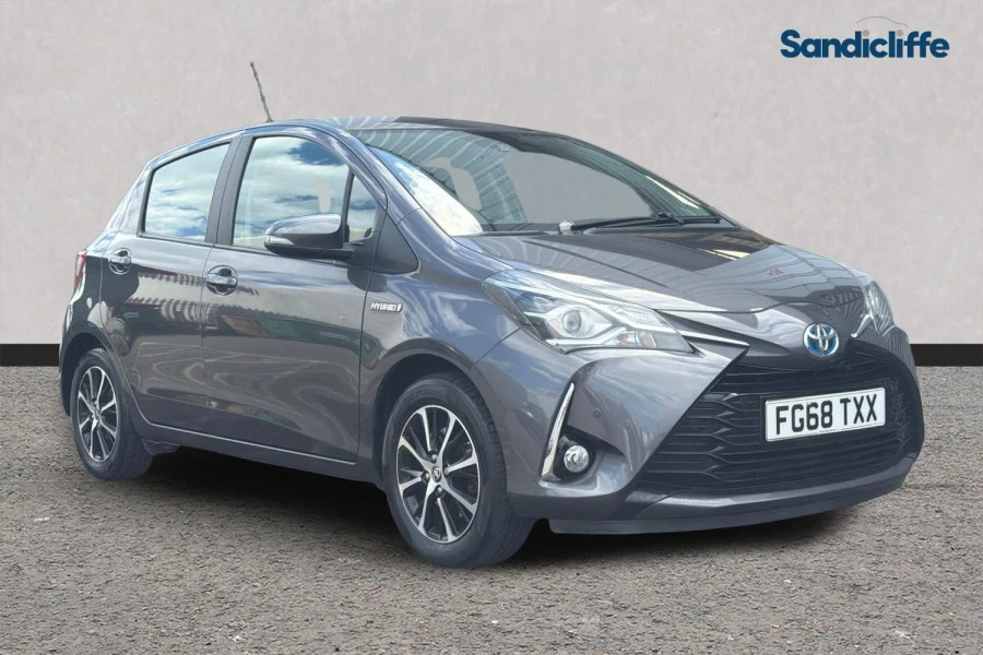 Toyota Yaris Yaris 1.5 Hybrid Icon Tech Cvt Hatchback Grey