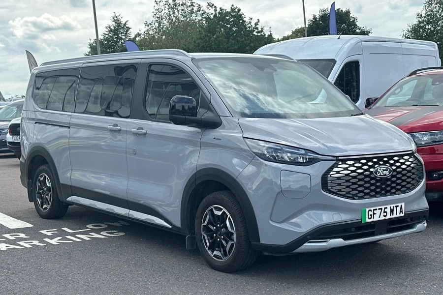 Ford Tourneo Custom Tourneo Custom V710 Active Bus M1 340 L2 65Kwh 160 Grey