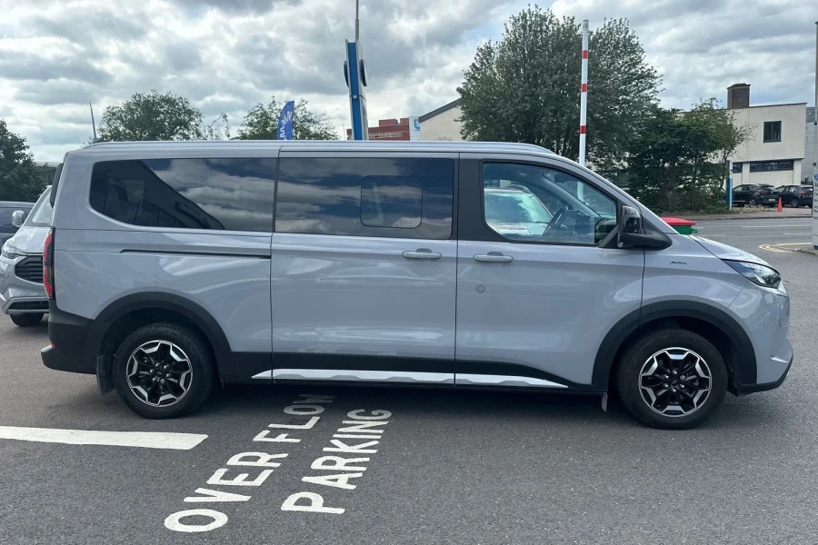 Ford Tourneo Custom Tourneo Custom V710 Active Bus M1 340 L2 65Kwh 160 Grey #2