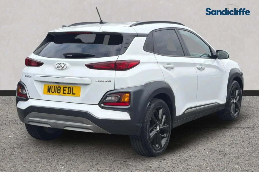 Hyundai Kona Kona 1.0T Gdi Blue Drive Premium Hatchback White #4