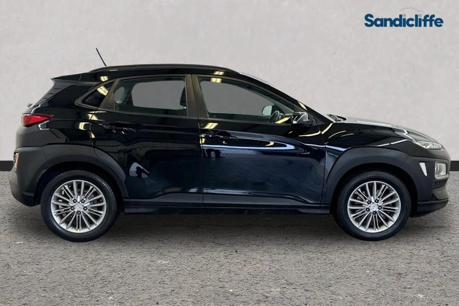 Hyundai Kona Kona 1.0T Gdi Blue Drive Se Hatchback Black #3