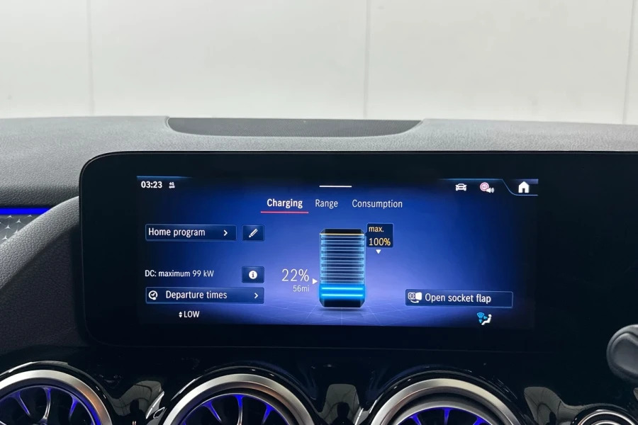 Mercedes-Benz EQA Eqa 250 140Kw Amg Line Executive 70.5Kwh White #31