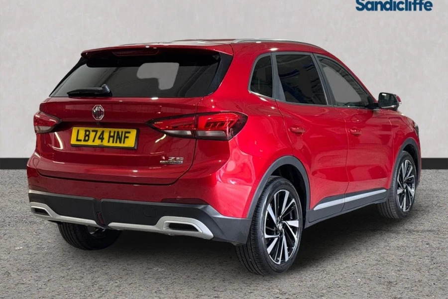 MG ZS Zs 1.5 Hybrid Trophy Hatchback Red #4