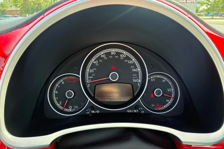 Volkswagen Beetle Beetle 1.4 Tsi 150 Design Cabriolet Red #3