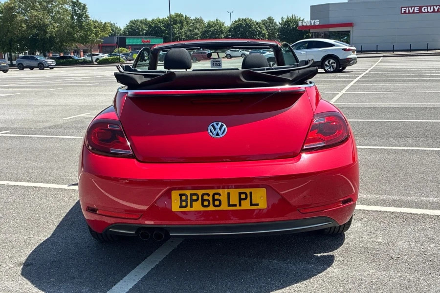 Volkswagen Beetle Beetle 1.4 Tsi 150 Design Cabriolet Red #4