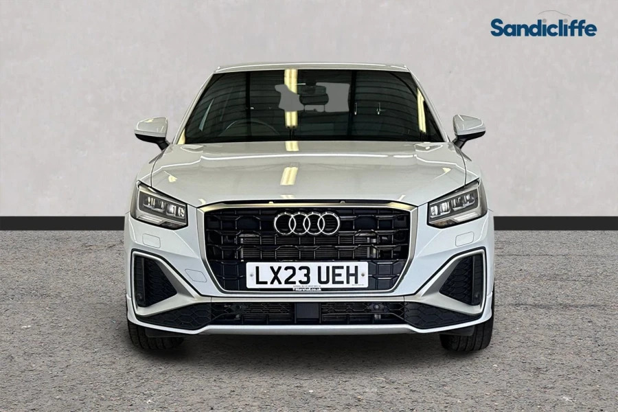 Audi Q2 Q2 35 Tfsi S Line S Tronic Estate White #2