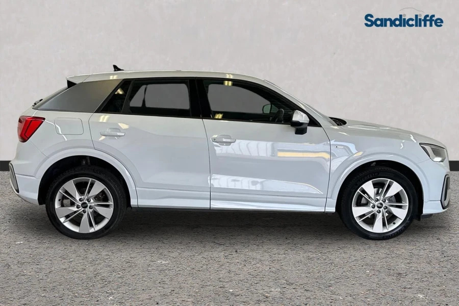 Audi Q2 Q2 35 Tfsi S Line S Tronic Estate White #3