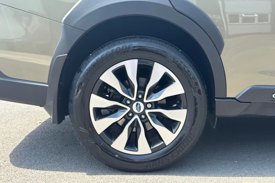 Subaru Outback Touring X Estate Blue #46