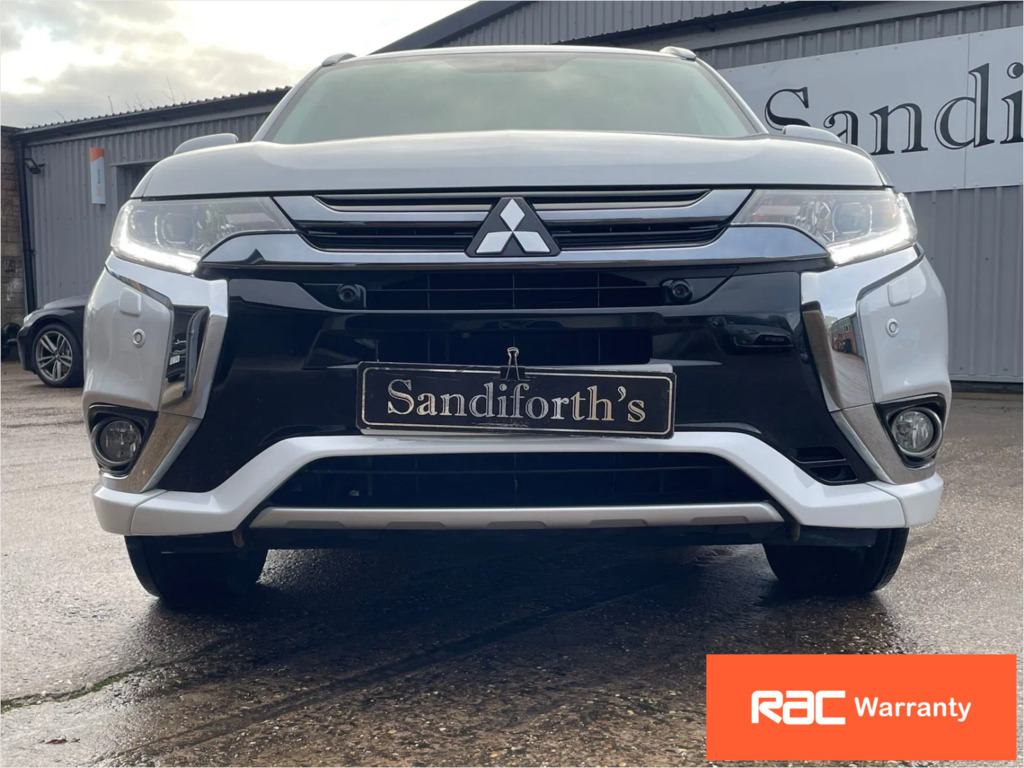 Mitsubishi Outlander 2.0H 12Kwh Gx4hs Suv Plug-in Hybrid Cvt White #2