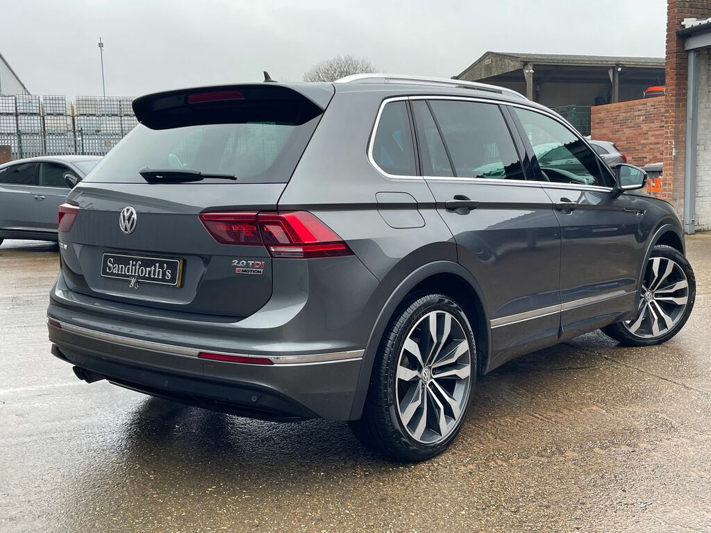 Volkswagen Tiguan 2.0 Tdi Bluemotion Tech R-line Suv Dsg L17UTV Grey #5