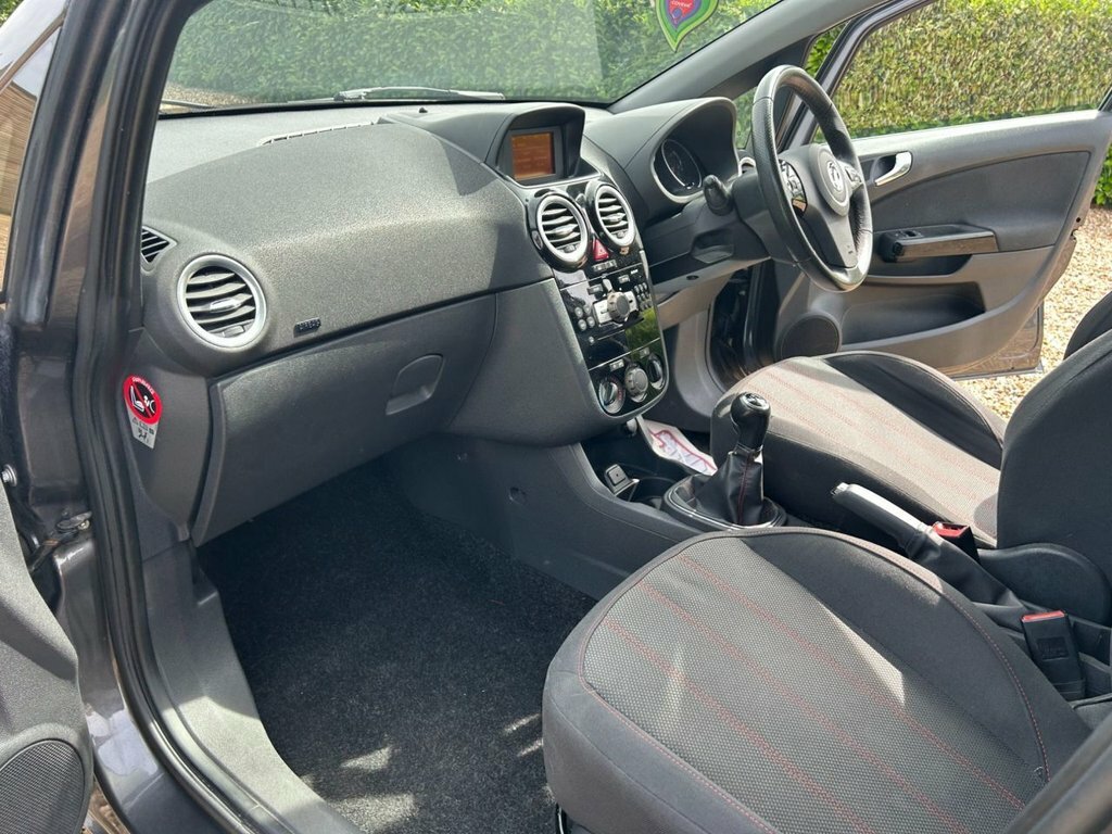 Vauxhall Corsa Hatchback White #31