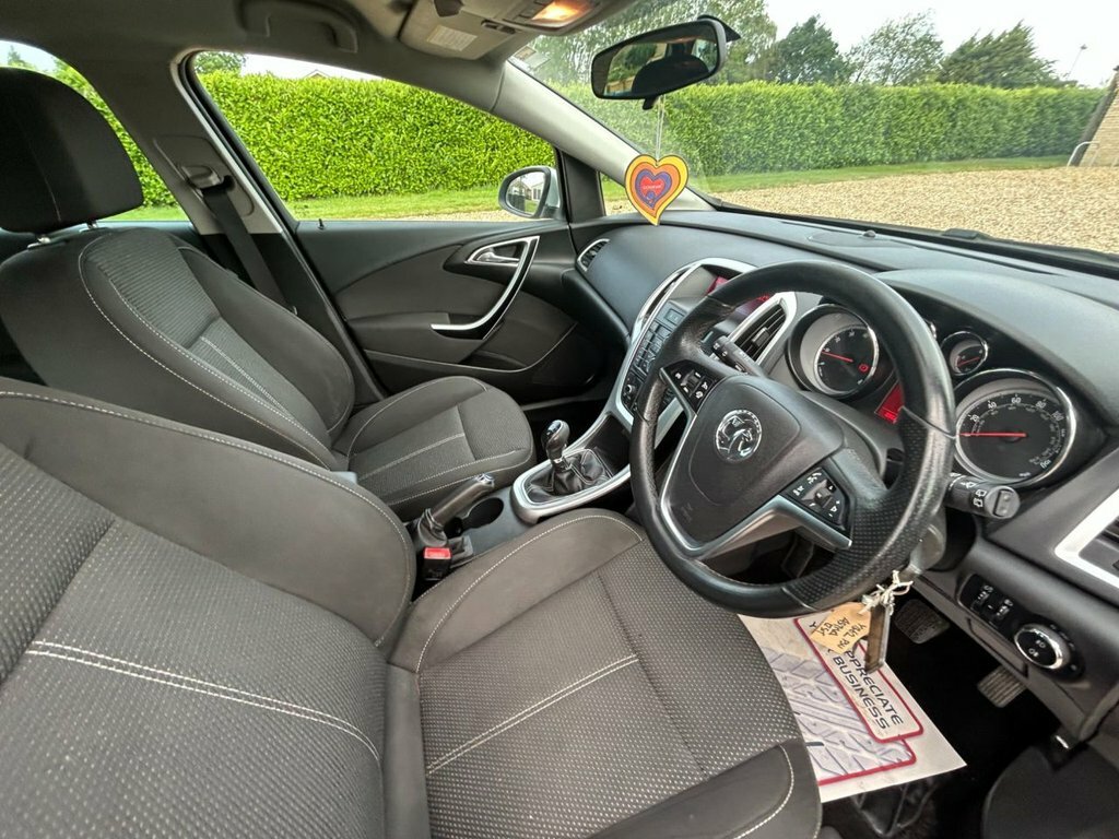 Vauxhall Astra  Grey #40