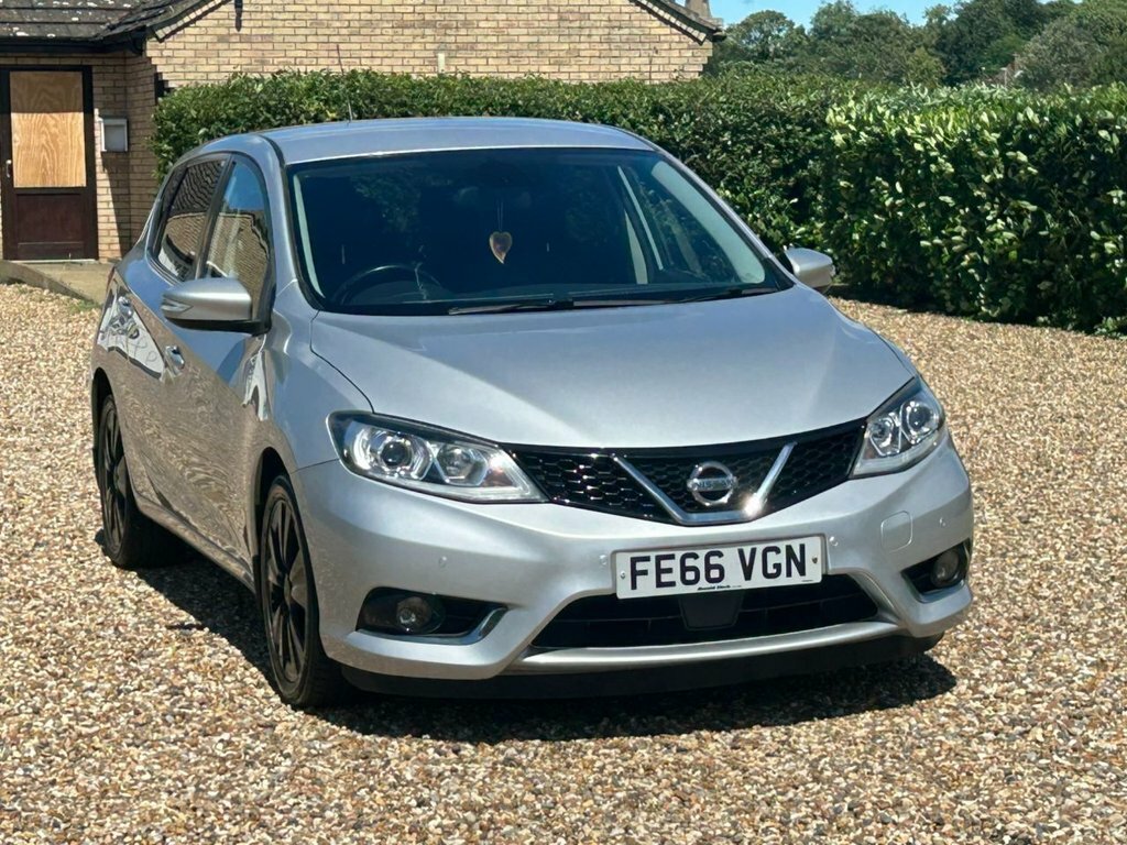 Nissan Pulsar Silver #48