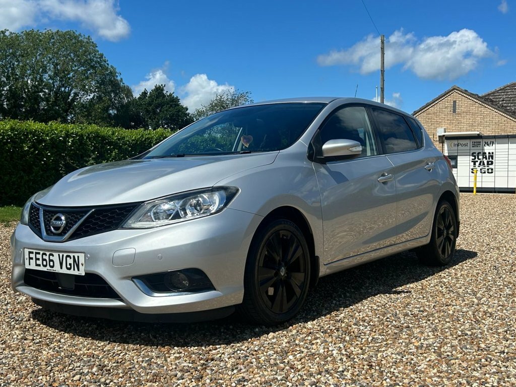 Nissan Pulsar Silver #58