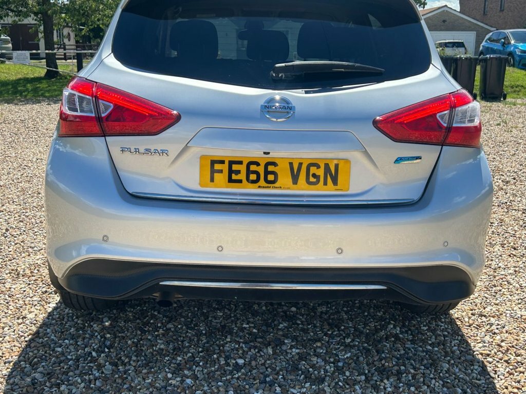 Nissan Pulsar Silver #54