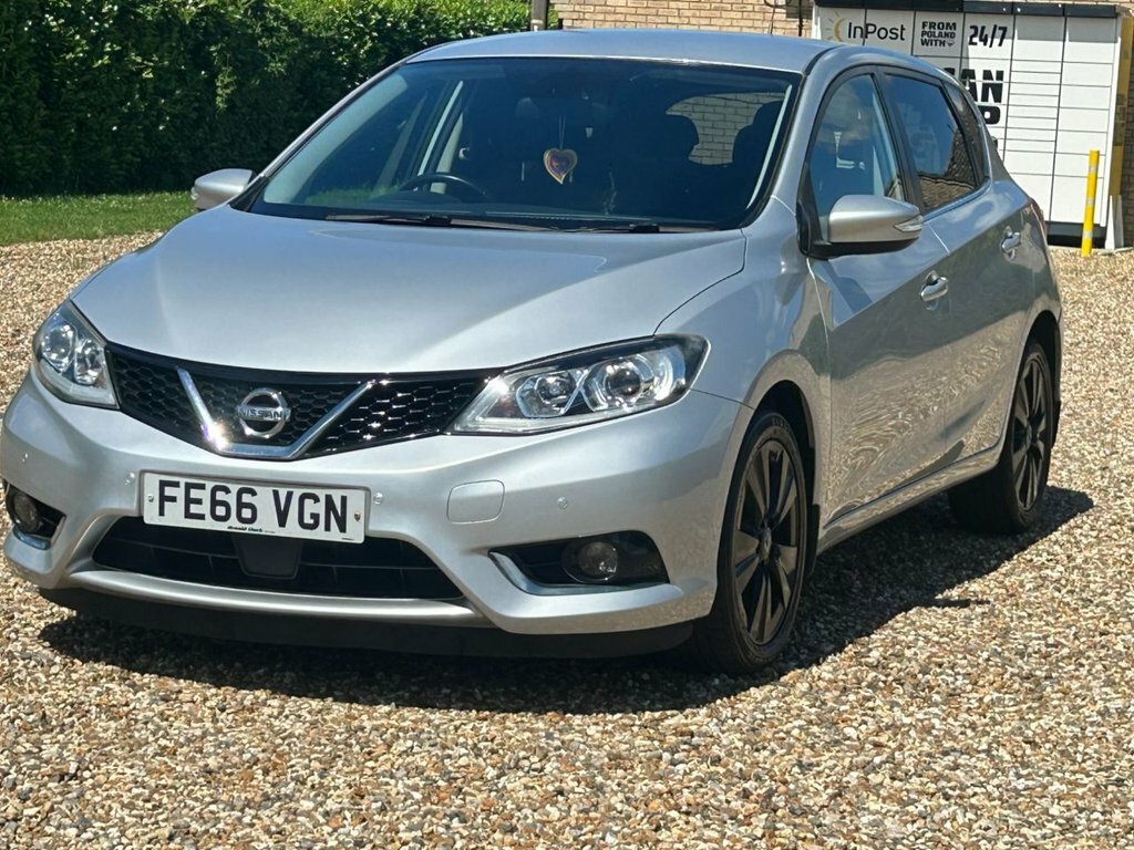Nissan Pulsar Silver #33