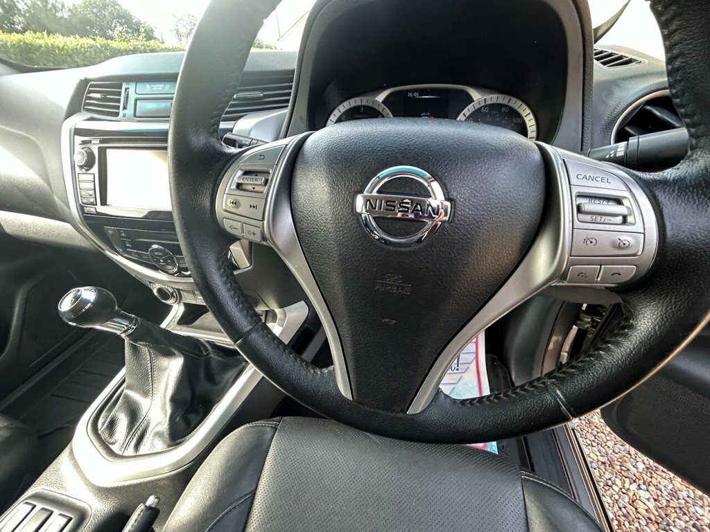 Nissan Navara Dci Tekna 4X4 Shr Dcb Silver #27