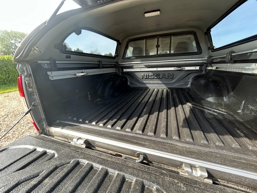 Nissan Navara Dci Tekna 4X4 Shr Dcb Silver #38