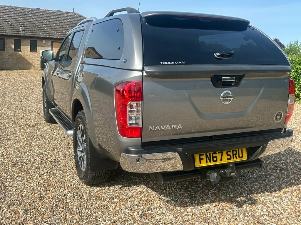 Nissan Navara Dci Tekna 4X4 Shr Dcb Silver #65