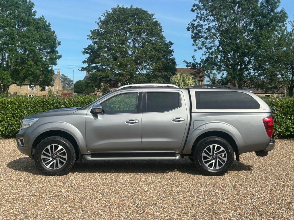 Nissan Navara Dci Tekna 4X4 Shr Dcb Silver #68
