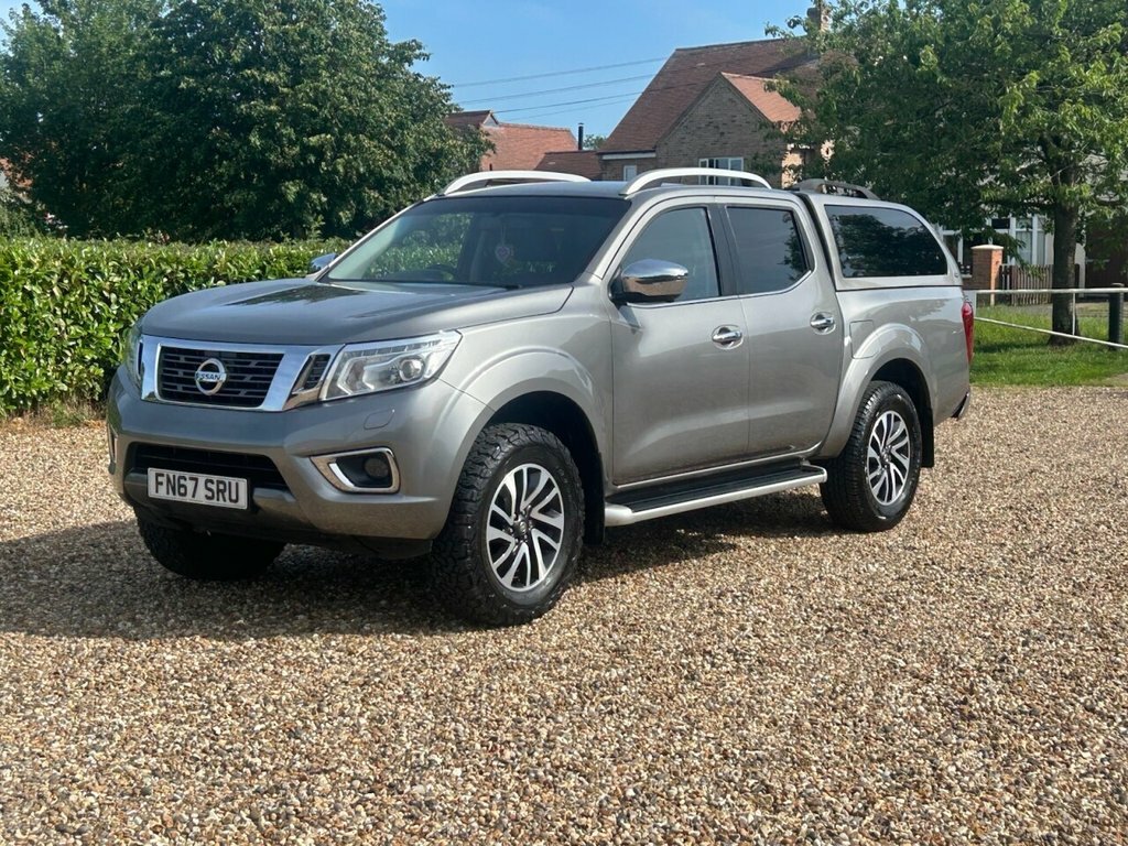 Nissan Navara Dci Tekna 4X4 Shr Dcb Silver #57
