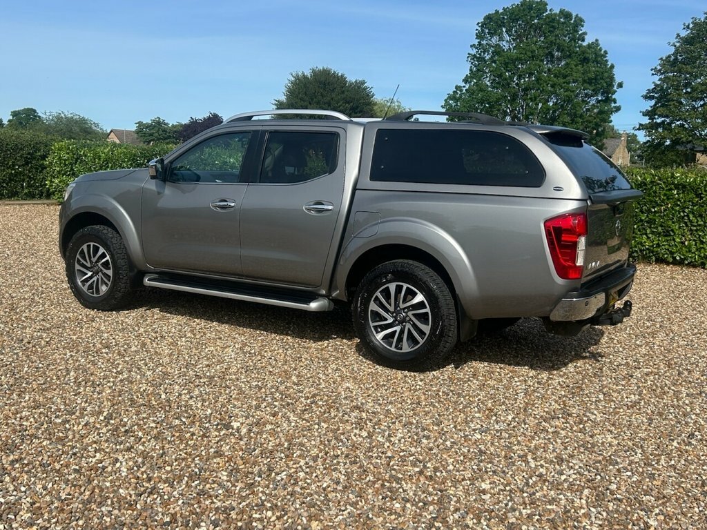 Nissan Navara Dci Tekna 4X4 Shr Dcb Silver #67