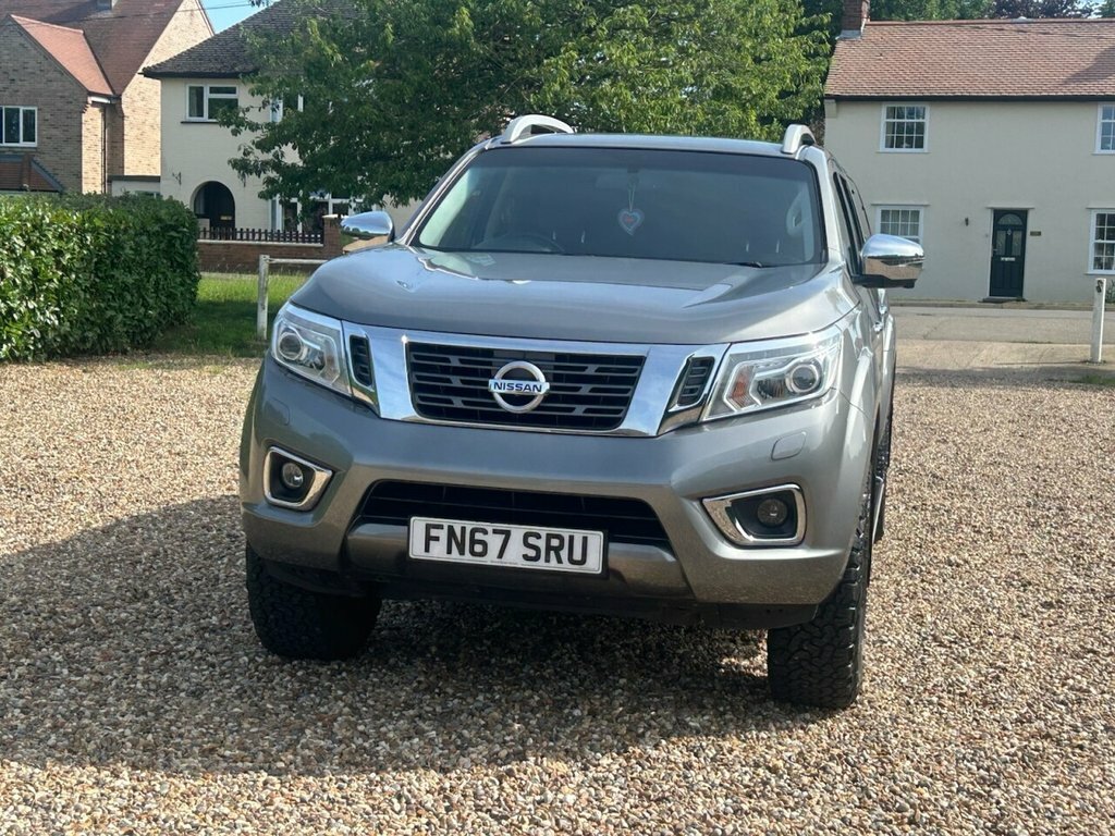 Nissan Navara Dci Tekna 4X4 Shr Dcb Silver #55
