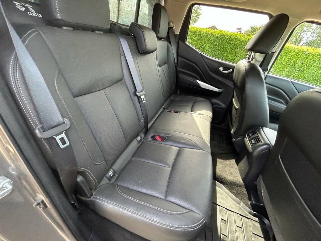 Nissan Navara Dci Tekna 4X4 Shr Dcb Silver #35