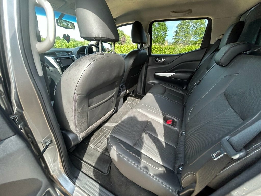Nissan Navara Dci Tekna 4X4 Shr Dcb Silver #43