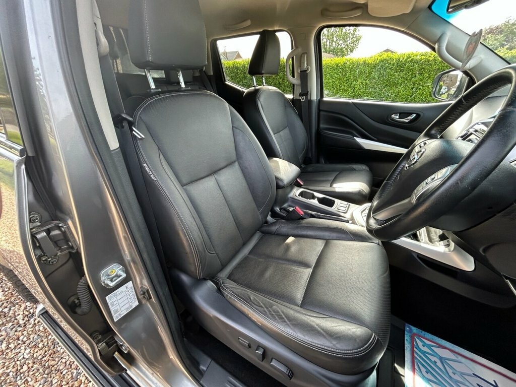Nissan Navara Dci Tekna 4X4 Shr Dcb Silver #29