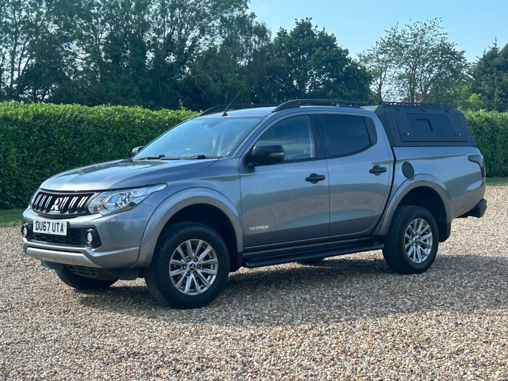 Mitsubishi L200  Black #14