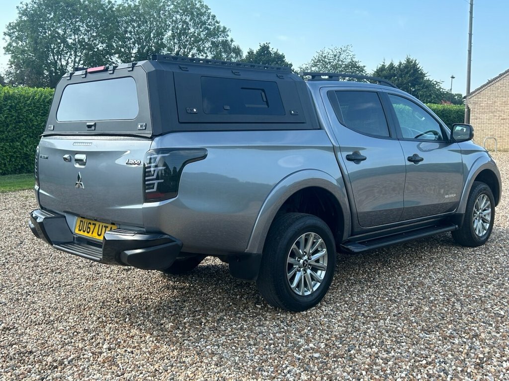 Mitsubishi L200  Black #61