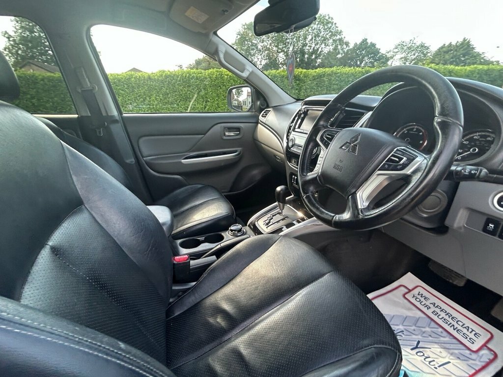 Mitsubishi L200  Black #30