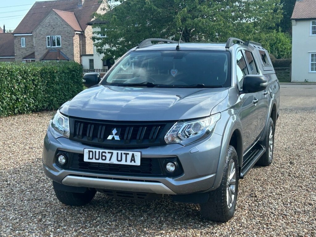 Mitsubishi L200  Black #54