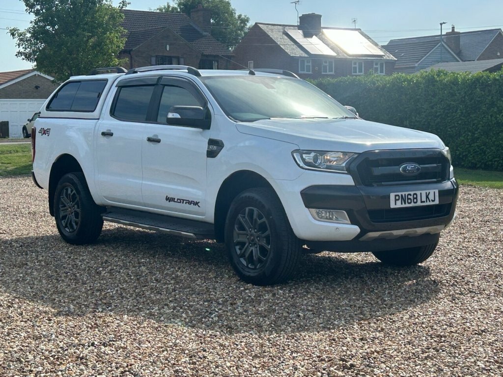 Ford Ranger  Black #13