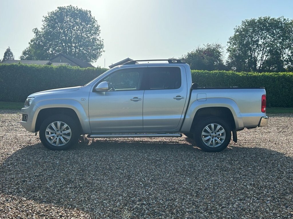 Volkswagen Amarok 2.0 Bitdi Bluemotion Tech White #8