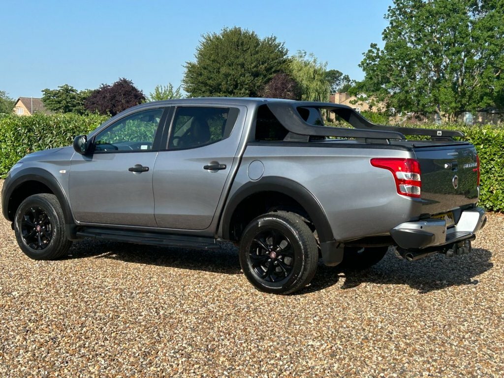 Fiat Fullback 2.4D LX 4Wd Euro 6 Euro 6 Black #11