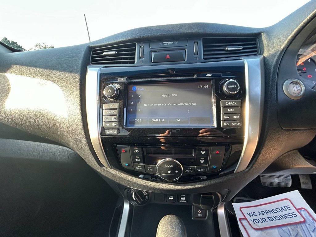 Nissan Navara Tekna Dci Black #53