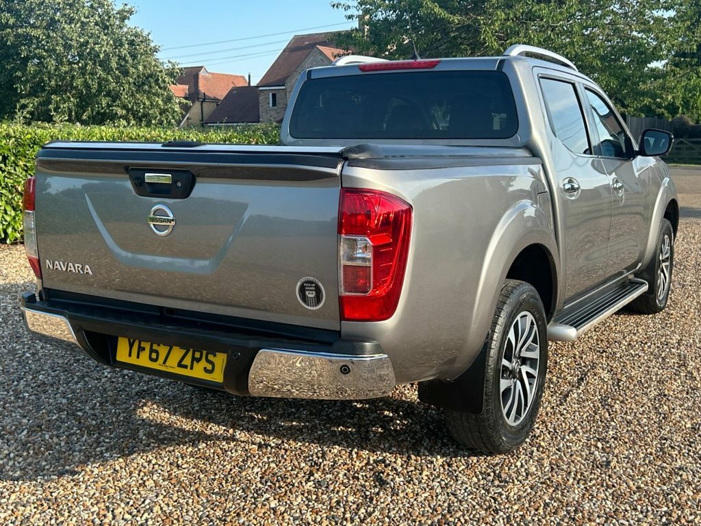 Nissan Navara Tekna Dci Black #66